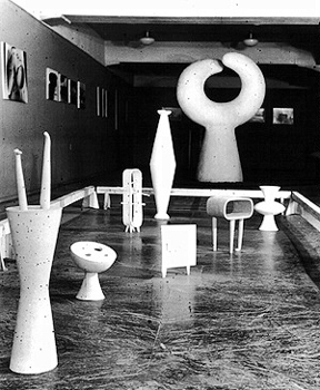 2-14 三越百貨店におけるイサム・ノグチ作品展　1950年8月