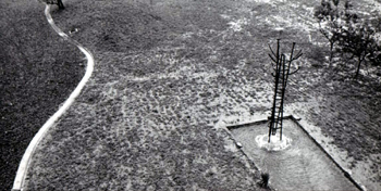 3-22 イサム・ノグチ〈リーダーズ・ダイジェスト・ビル庭園〉1951年